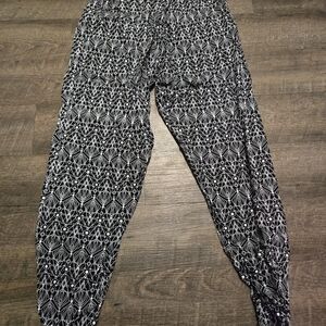 Stylish Black and White Geometric Women's Pants